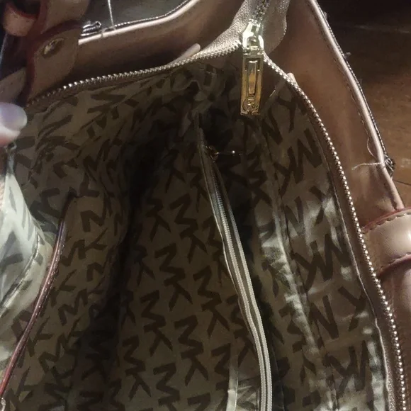 Michael Kors Brown Jet Setter Unique Tote Metallic Brown Bag - Picture 15 of 16